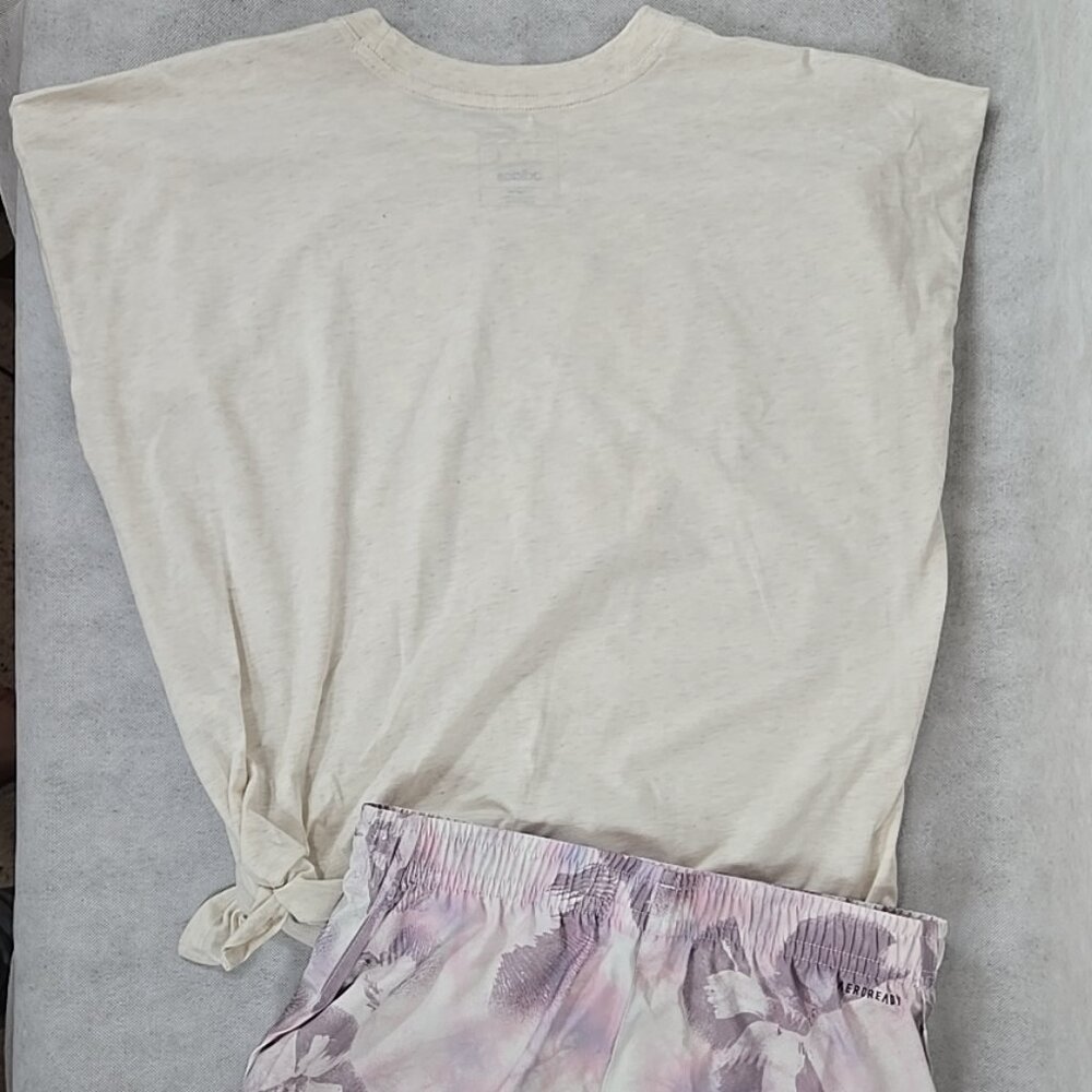 Adidas‎ Girl Set Size Large Cotton Short Sleeve Shirt Matching Running Shorts - Picture 8 of 8